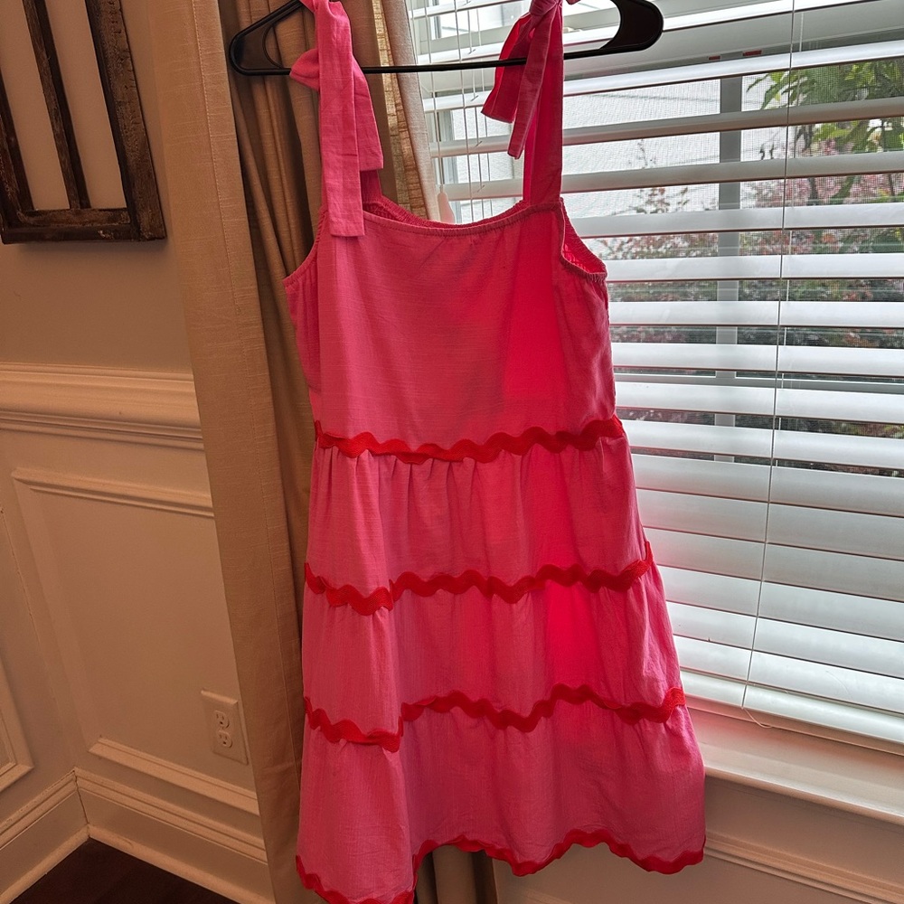 Women’s pink & red dress